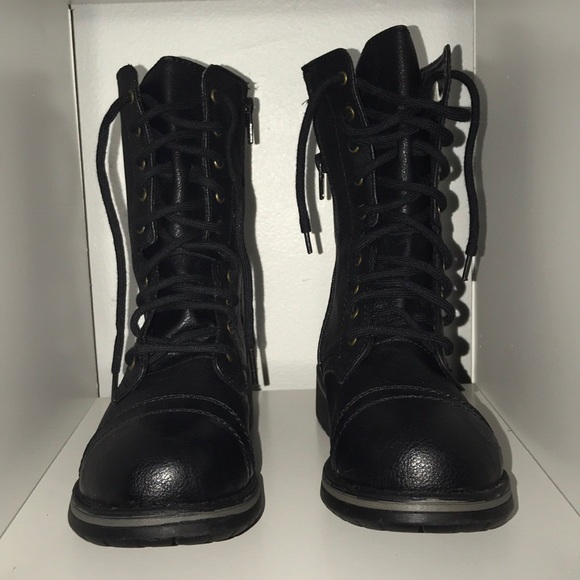 SO Shoes - Combat boots